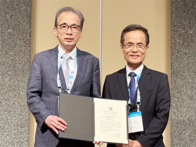 大薗 惠一医師が日本骨粗鬆症学会の学会賞を受賞しました