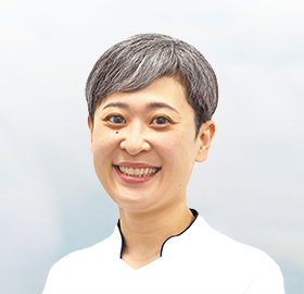 成田　綾　医師